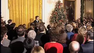 Dana Carvey impersonates Bush and Perot at WH Christmas Party