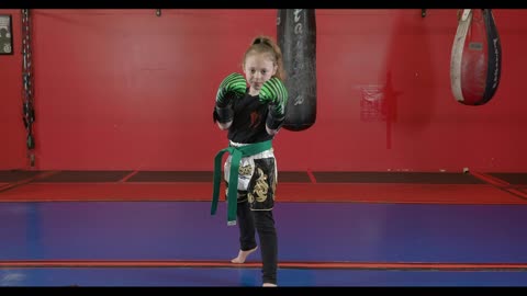 Tiger Warriors' Muay Thai Martial Arts - Stance and Footwork