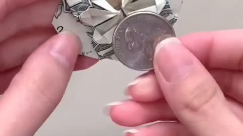 Making a coin frame with dollar bills