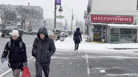 Snowfall in Toronto Today March 22 2024 - 4K UHD