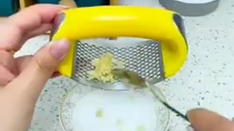 Garlic Press Cum Bottle Opener with Silicon Brush | Garlic Chopper | Cheezz Kitchen | 𝗚𝗮𝗱𝗴𝗲𝘁 𝗧𝗿𝗮𝗳𝗳𝗶𝗰