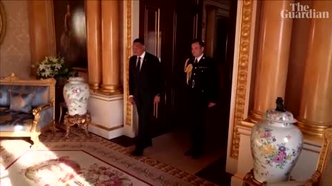 King Charles meets Commonwealth leaders at Buckingham Palace