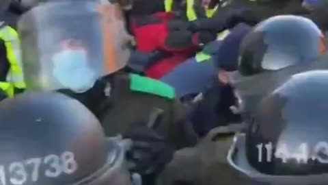Mounted police trample woman at Canadian protest