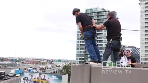 Rap Jumping, an Extreme Sports and Adventures in Melbourne for Abseiling or Rappel