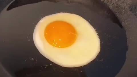 Half-boiled egg - simple egg cook 🧑‍🍳