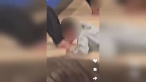 Students lick the toes and feet for school fundraiser in Oklahoma (Warning graphic video)