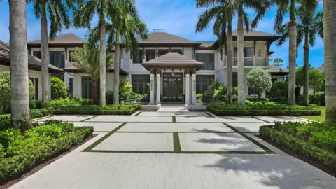 Lavish resort style home in Palm Beach Gardens, FLorida
