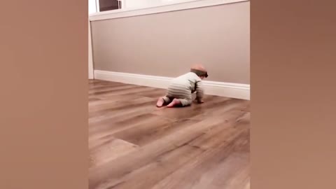 Funniest Baby Crawling Will Make You Laugh