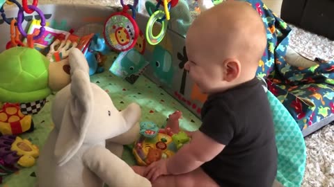 CUTE BABIES HILARIOUS VIDEOS!!!!