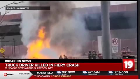 Fiery tanker crash in Ohio