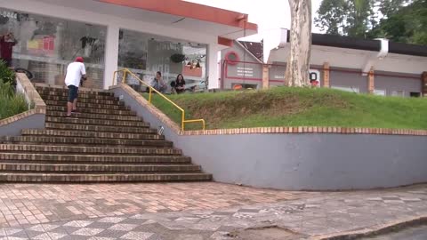 BMX Rider Falling Over The Rail | Venda Seu Vídeo