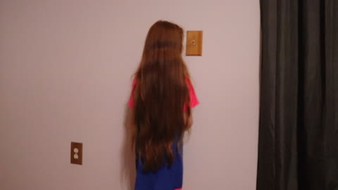 This Little Girls Hair is SO LONG!