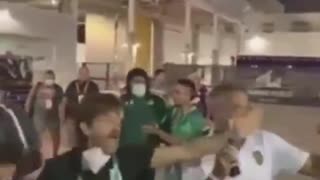 En video: Hinchas de Millonarios atacaron a Higuita en la Florida Cup