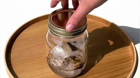 Iced Hojicha Latte in a Mason Jar 🫙