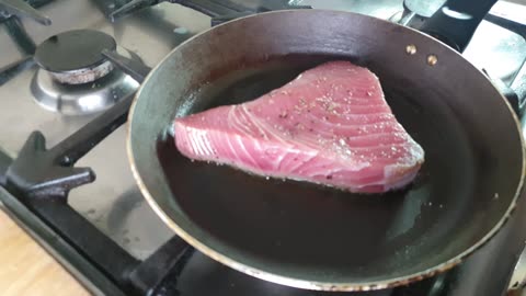 Yellowfin Tuna Burger - Fish Sandwich