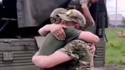 Náhodné setkání otce a syna v ruské armádě v první linii o Verbového