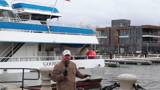 Lake Erie Cleveland Downtown. Exploring Cleveland Ohio On the Lake. Monuments & Boats