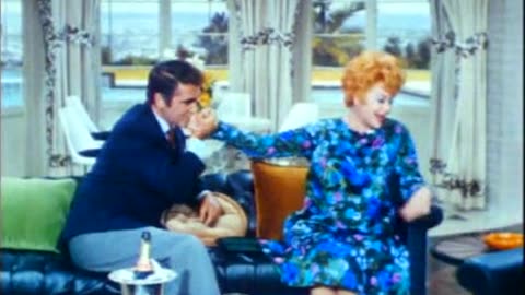 The Lucy Show - Lucy And The French Movie Star