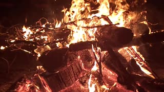 Slowmotion Burning Firepit