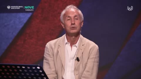 Marco Travaglio in tv su Lady Aspen Giorgia Meloni e i suoi parenti al governo MERDALIA💩UN PAESE DI MERDA COMPOSTO DA POLITICI CORROTTI E SCHIAVI DEI LORO PADRONI E DA UN POPOLO D'IDIOTI