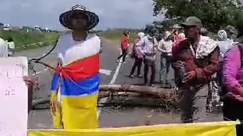 Protestas por parte de campesinos del sur del Magdalena ante desalojo de sus viviendas