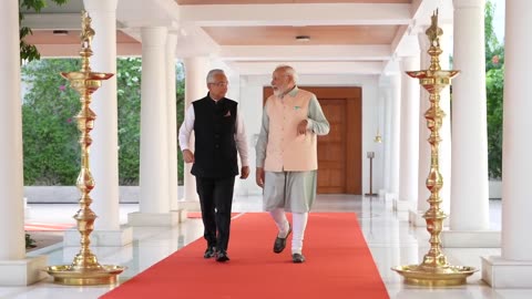 PM Narendra Modi holds bilateral meeting with PM Pravind Jugnauth of Mauritius 🇲🇺 - 🇮🇳