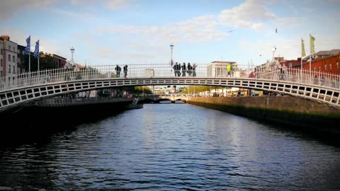 😎Virtual Walking Tour Dublin Ireland | Urban life Dublin Ireland adventure | Dublin Ireland