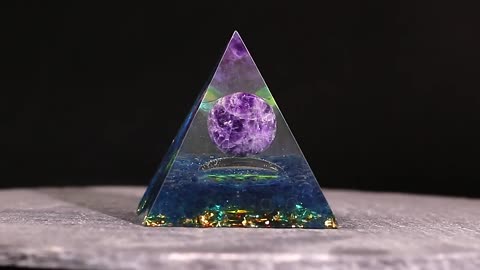 Handmade Amethyst Crystal Sphere Orgonite Pyramid Strawberry Crystal Reiki Chakra Energy Orgone