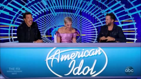 Nick Merico_ Katy Perry Finds a New CRUSH On American Idol!.mp4