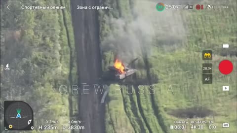 Destruction of a Ukrainian tank by a Lancet kamikaze drone