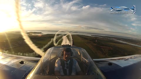 Cockpit view captures unbelievable air show stunt