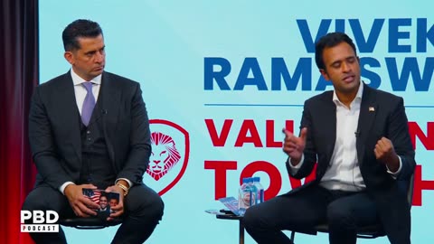 Voter Confronts Ramaswamy About Faith During Town Hall: 'I'm Not Running to Be Pastor-In-Chief'