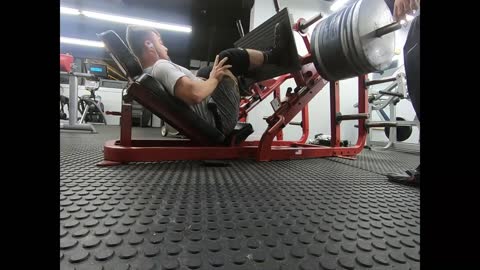 Leg Training wk of 6/12/20 at The Iron Forged Gym. Anabolic Cartel clip from episode 12.