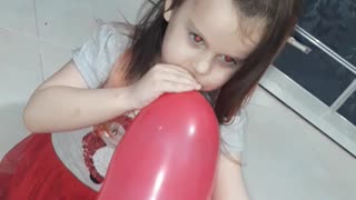 Funny toddler fails to inflate the ballon hilariously