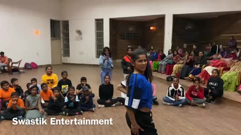 Garmi Song - Vartika Jha _ Dance Cover _ Varun D_ Nora F_ Shraddha K_ Badshah _ Street Dancer