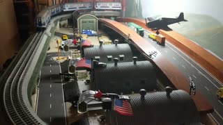 NYT R17 Rail King Subway O Guage train layout pt 2