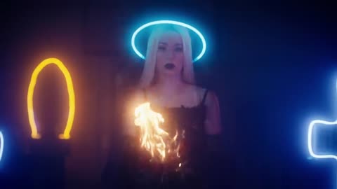 Iggy Azalea - Savior ft. Quavo