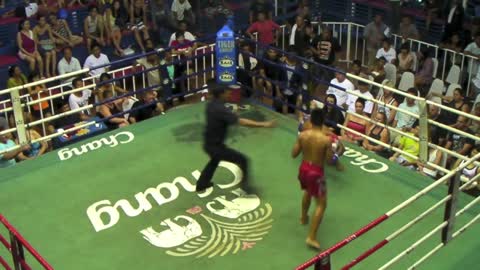 Muay Thai Fight Knockout by Dead Leg | Thailand Muay Thai Krabong Stadium Lumpini Stadium