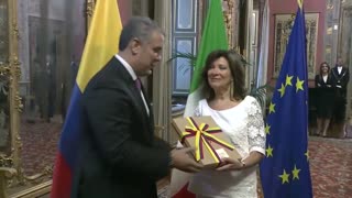 El presidente colombiano visita el senado italiano