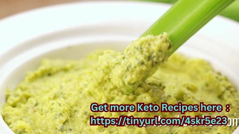 Keto Avocado Cilantro Hummus Recipe: Low-Carb Delight#KetoHummus