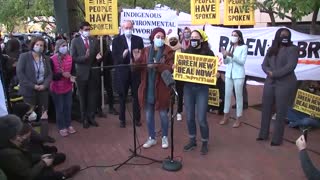 AOC's Green New Deal Event Breaks Into Song in Cringiest Thing I've Ever Seen