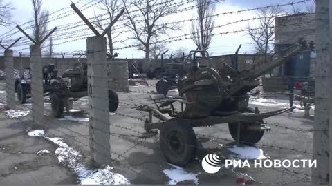 Ruské ministerstvo obrany ukázalo raketový a dělostřelecký sklad v Chersonské oblasti