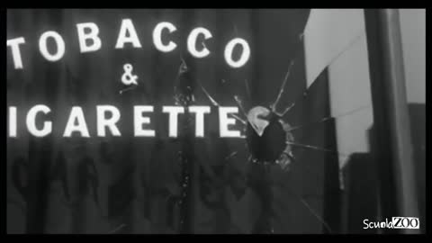 il FASCISMO spiegato FACILE in 5 minuti DOCUMENTARIO A 100 anni dall'ascesa al potere di Benito Mussolini l'Italia ha eletto il suo primo leader di estrema destra dopo Mussolini.Giorgia Meloni di Fratelli d'Italia nel 2022