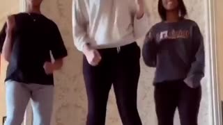 Kobe Bryant Daughters Bianka And Natalia Brynat Funny Video