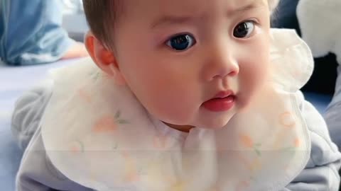 Cute baby viral video