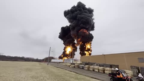 New video of controlled explosion after train derailment in East Palestine released by NTSB