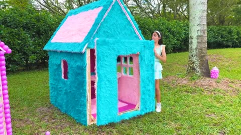 Nastya and her friends decorate playhouses and other adventures of friends.