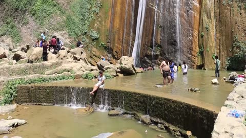The number of tourists who reach Jalvire waterfall to beat the heat is increasing
