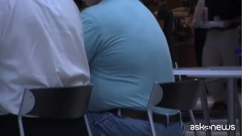 Il mondo ingrassa,più di un miliardo di adulti sarà obeso nel 2025.Le persone sovrappeso o obese sono diventate così numerose sulla Terra da superare chi è invece sottopeso