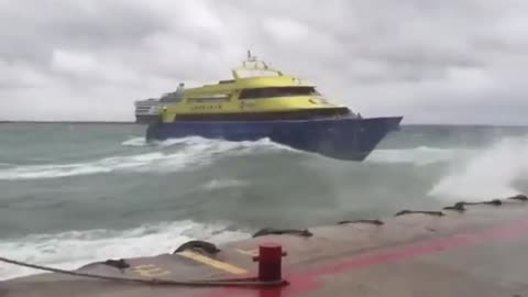 Ship battle with strong winds and waves